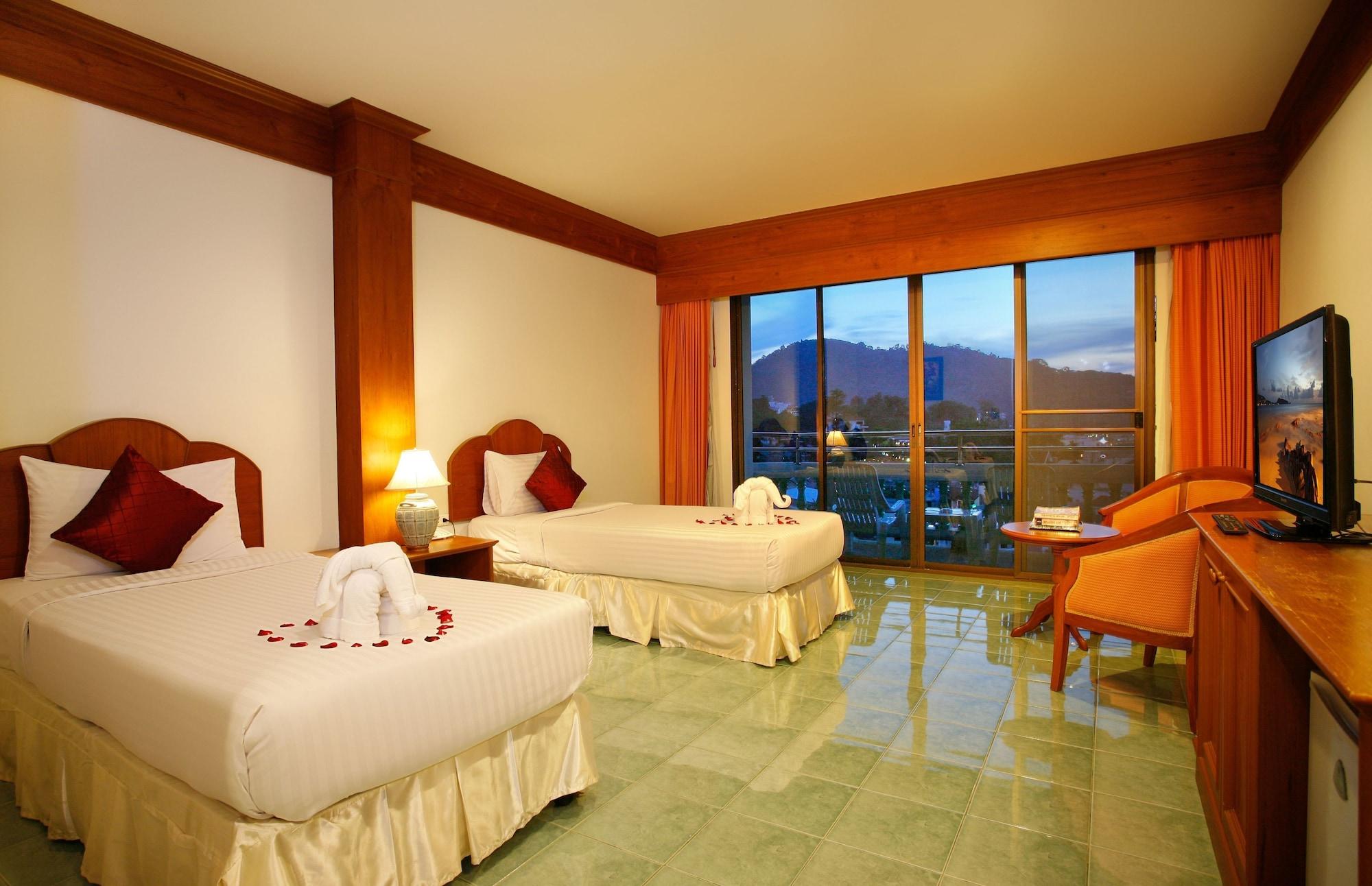 Jiraporn Hill Resort Patong Eksteriør billede
