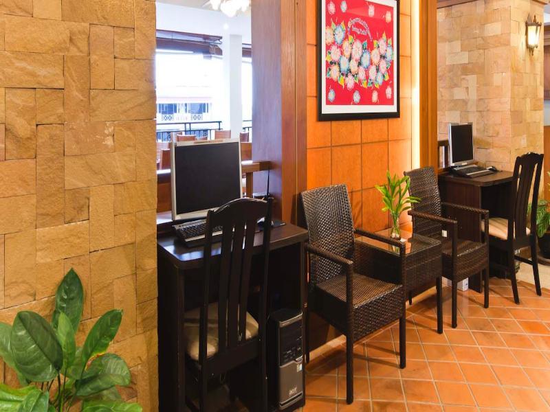 Jiraporn Hill Resort Patong Eksteriør billede