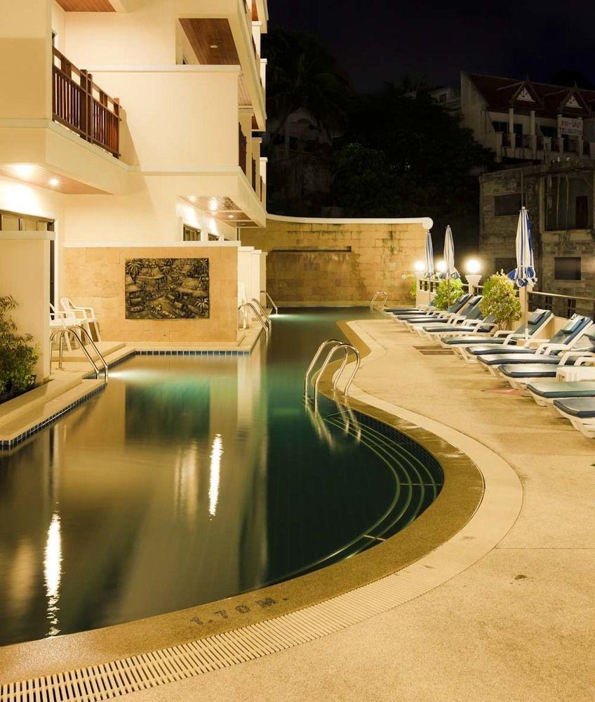 Jiraporn Hill Resort Patong Eksteriør billede
