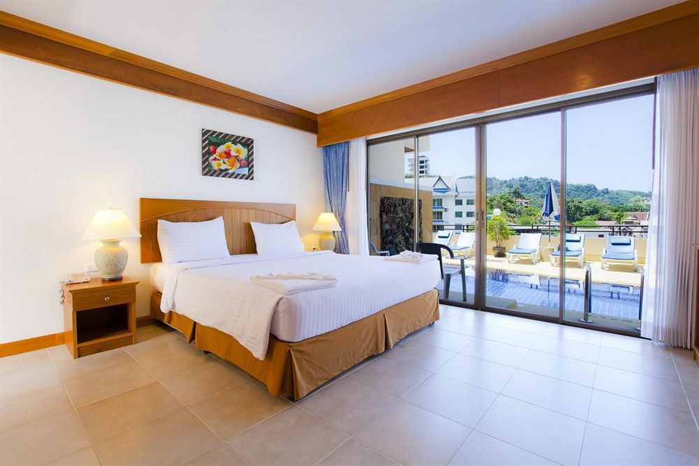 Jiraporn Hill Resort Patong Eksteriør billede